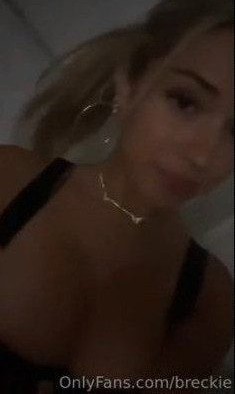 Breckie Hill hot lingerie Onlyfans Video
