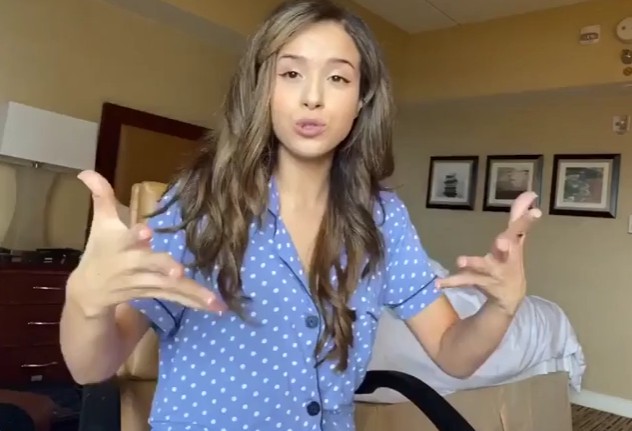 Pokimane Pyjamas Ass See Through Twitch Clip