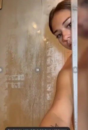 Sophieraiin naked in the shower stall